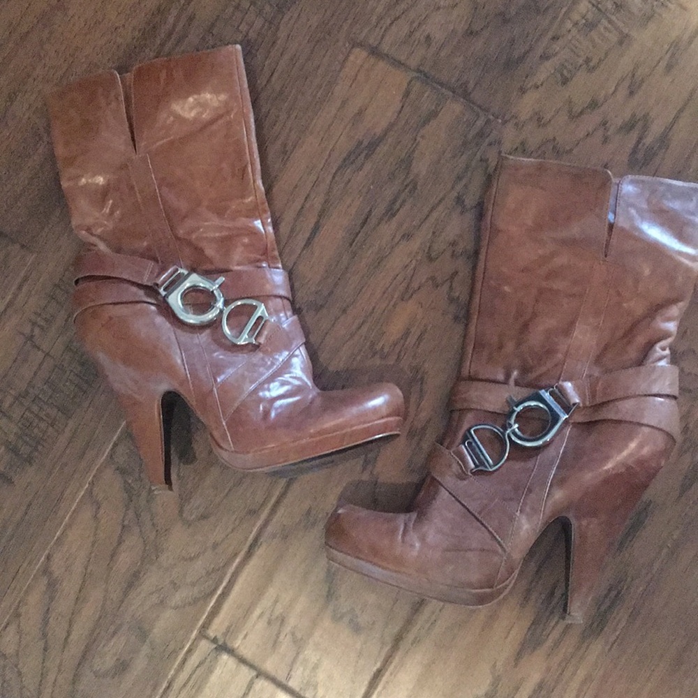 Jessica Simpson Size 8 1/2 boots